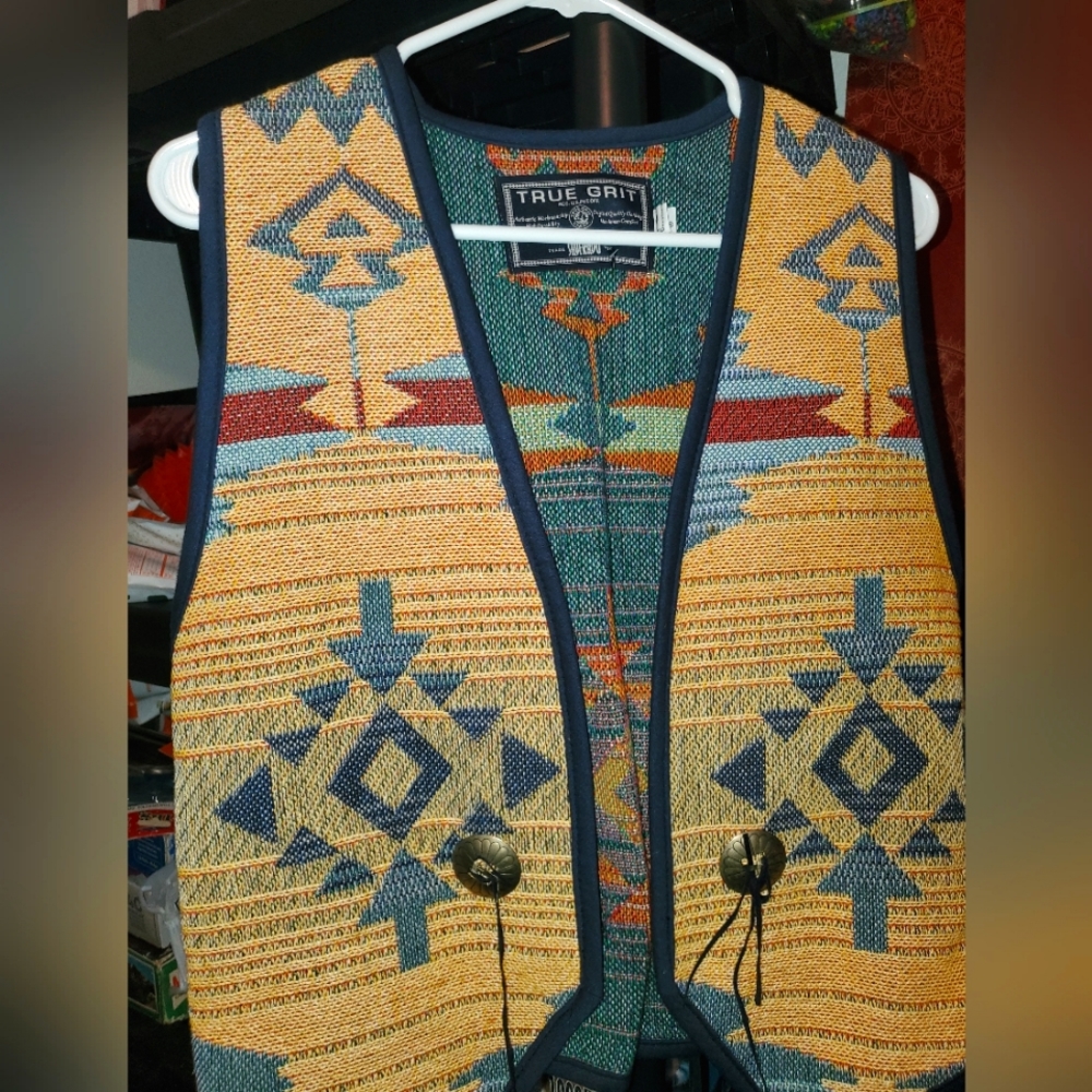Men's True Grit Western Style Vintage Vest Small